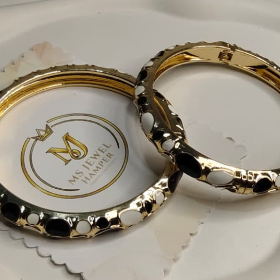 Minamal Black white kada bangle set