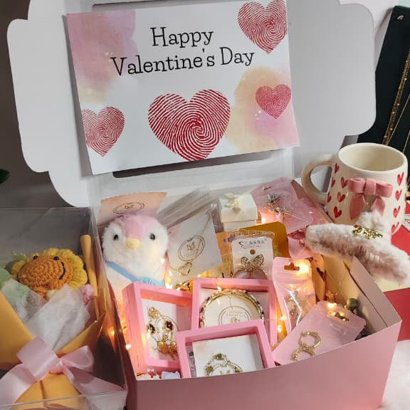 Mega valentine hamper [ Transparent Pink box]